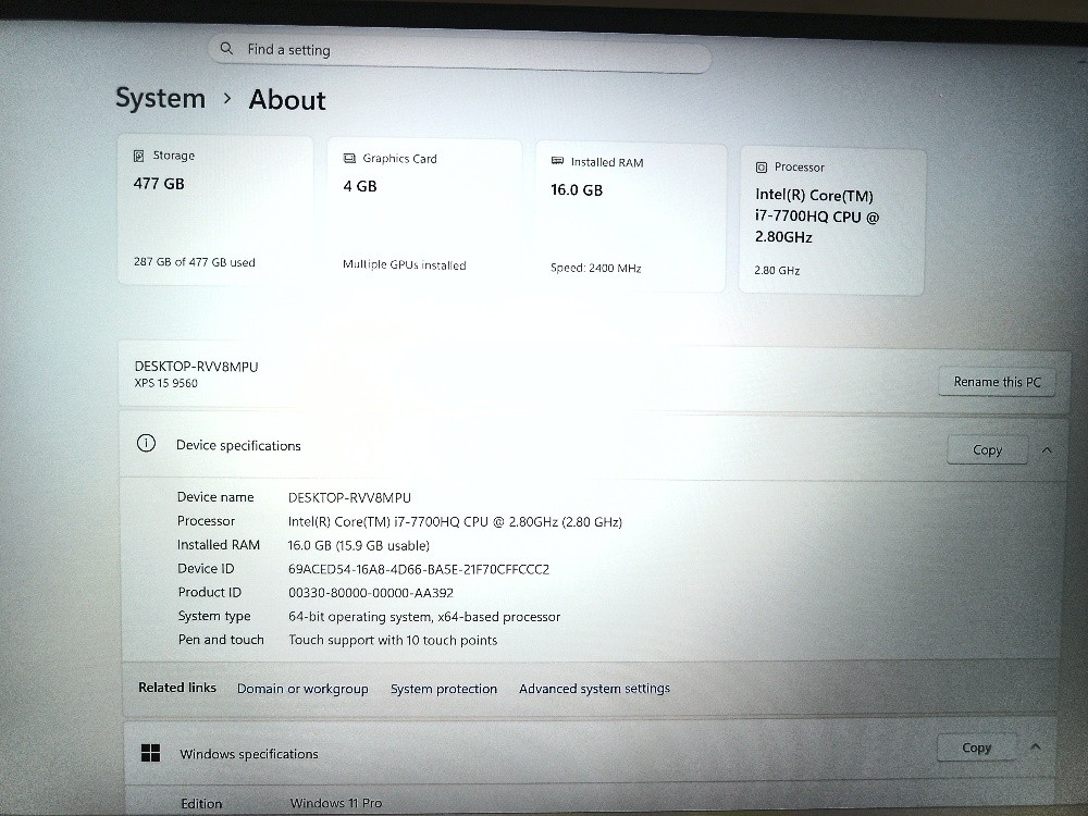 DELL XPS 15 9560 - 1