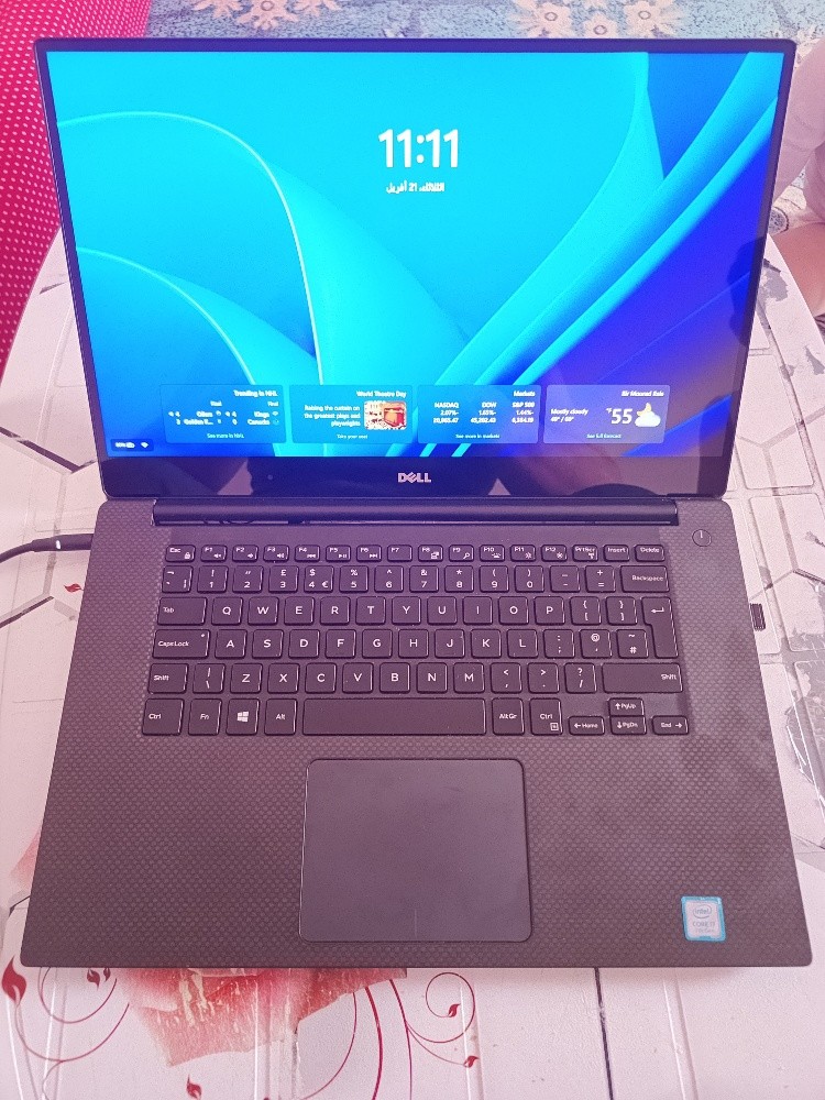DELL XPS 15 9560 - 2