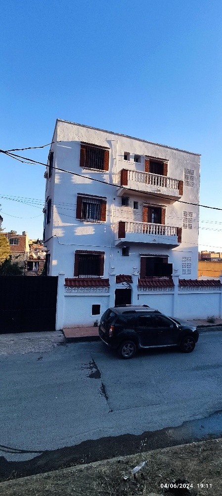 فيلا سكنية للبيع - 1
