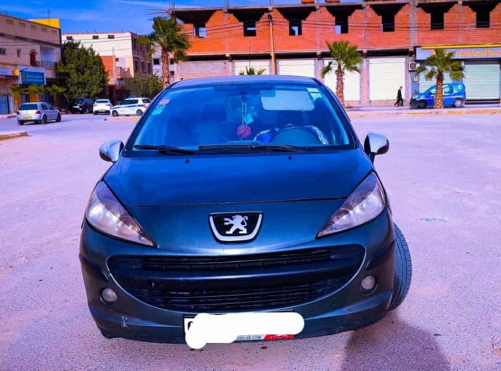 Peugeot 207 - 2