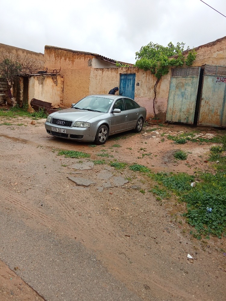 Audi A6 - 1