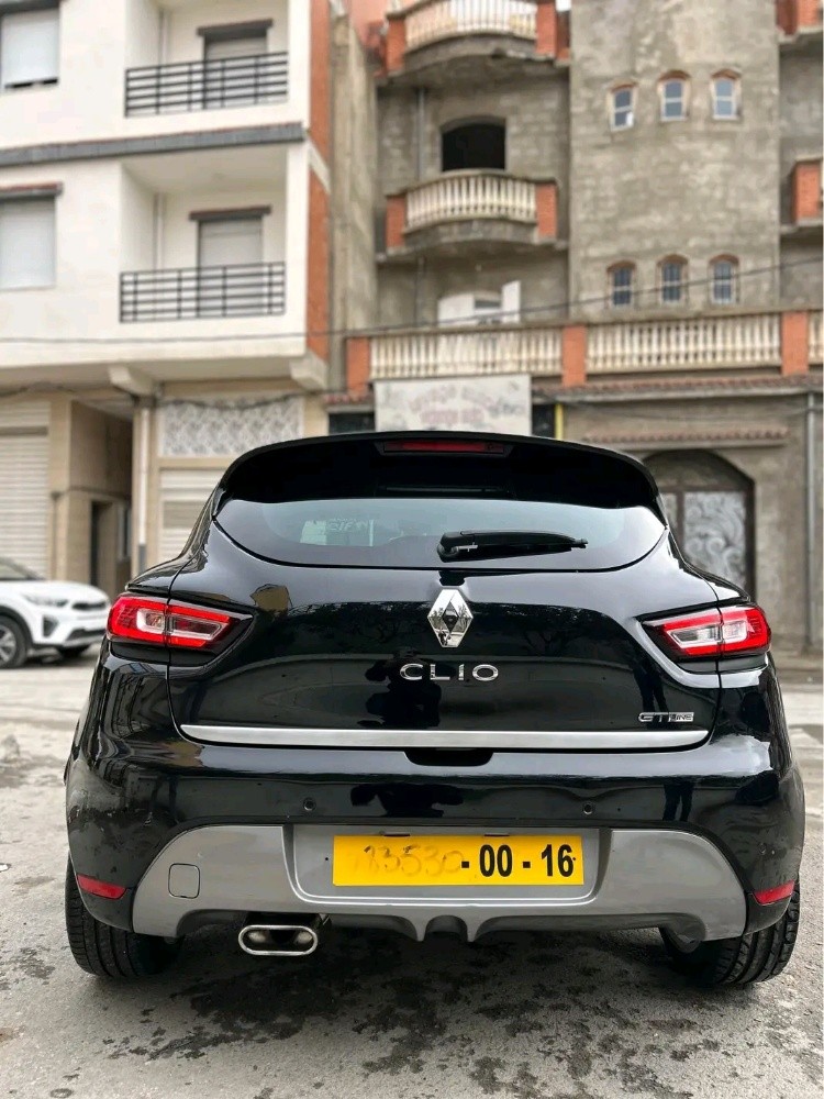 clio 4 GT line premièrement - 2