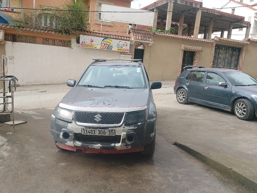 Suzuki grand vitara - 2