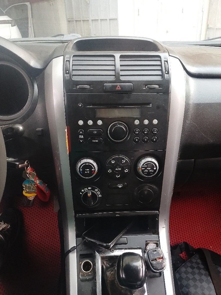 Suzuki grand vitara - 1