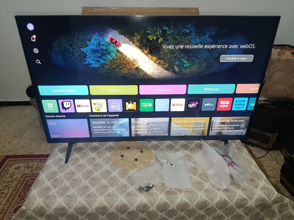 LG UHD 4k  - 3