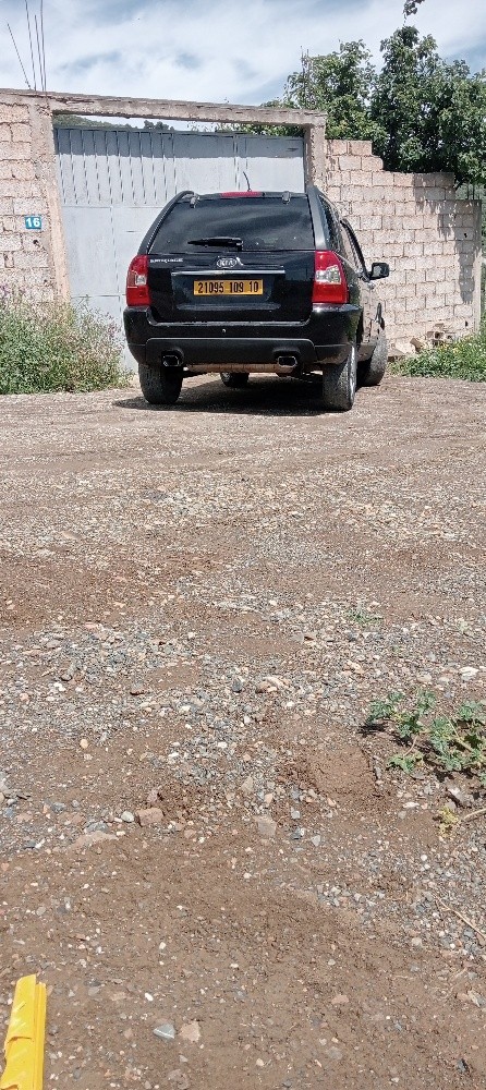 Kia  - 2