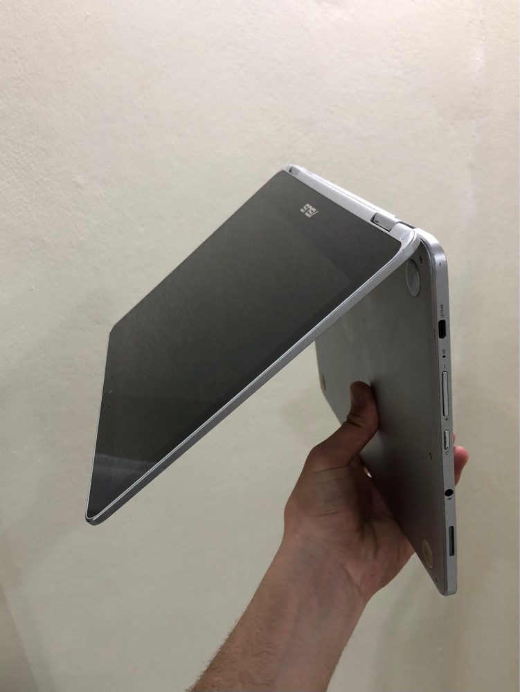 Asus chromebook C302 - 3