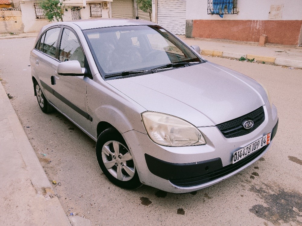 kia rio coupé - 1
