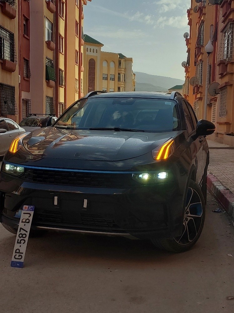 Lynk and co - 1
