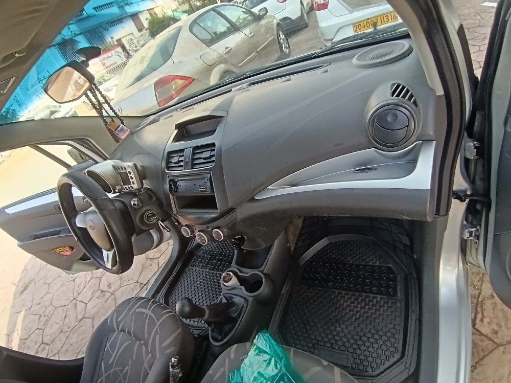 Chevrolet Spark - 1