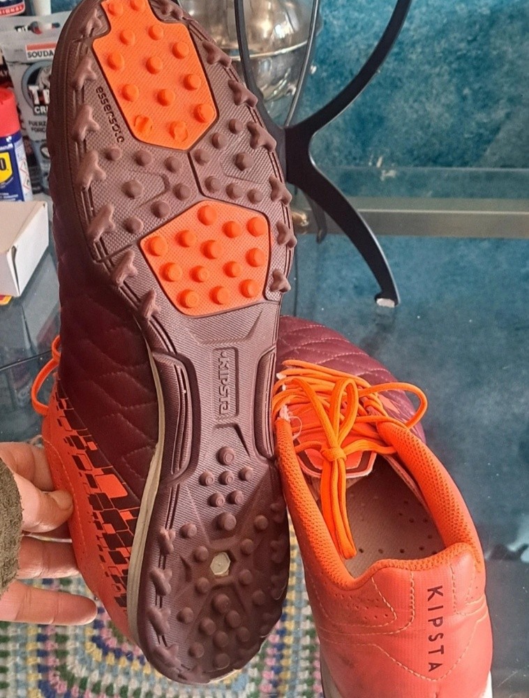soulier kipsta 46 - 2