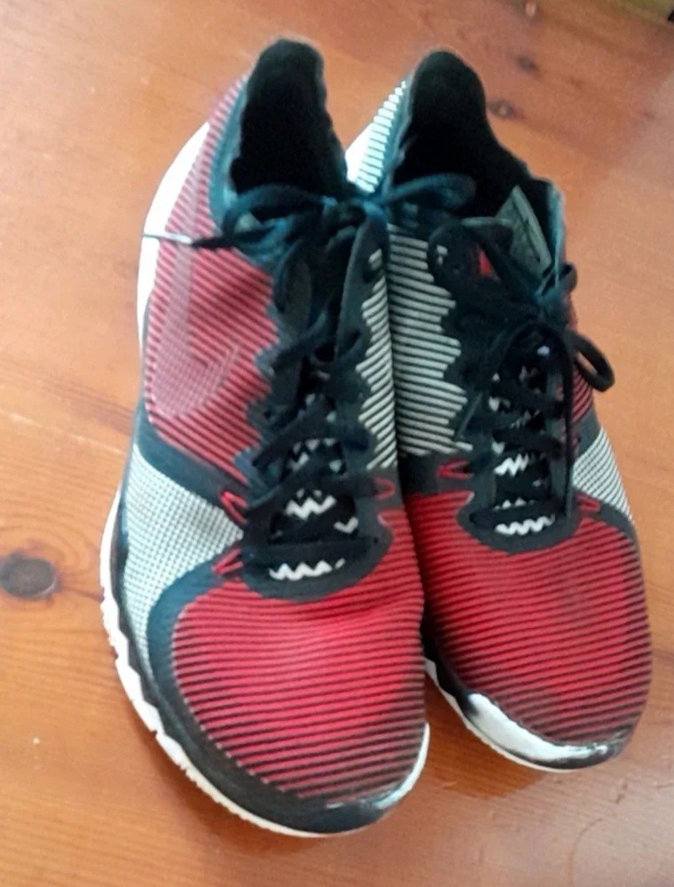 chaussure athletic Nike - 1