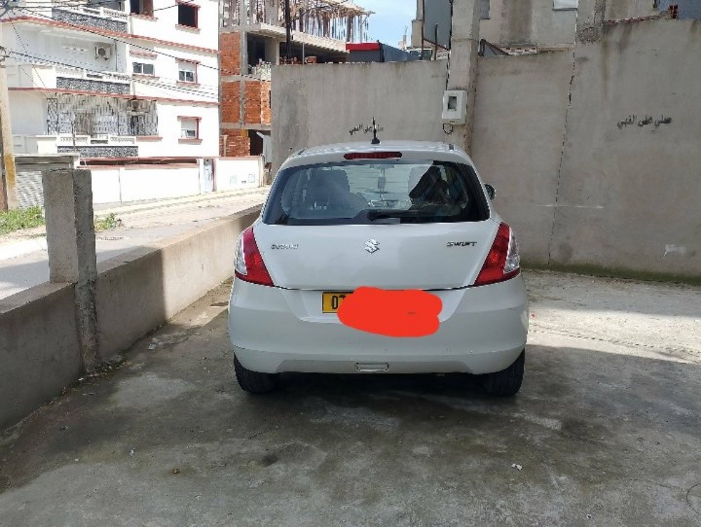 Suzuki Swift - 1