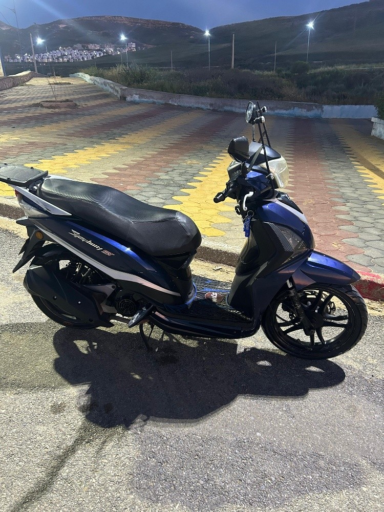 moto en vent  - 5