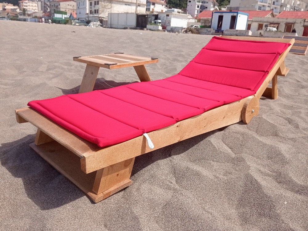 transat en bois avec matelas - 1