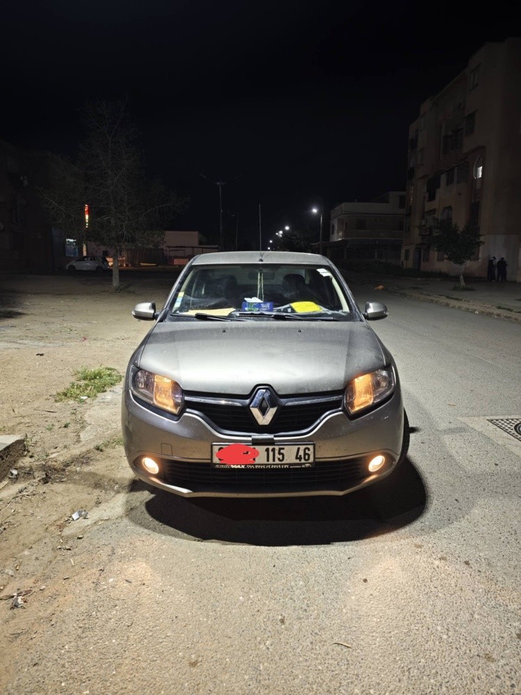Renault symbole en vent  - 2