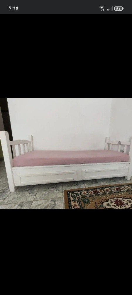 Lit une place - 2