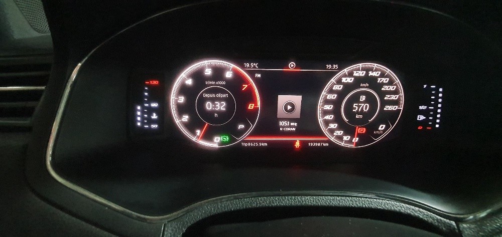Seat Arona - 13