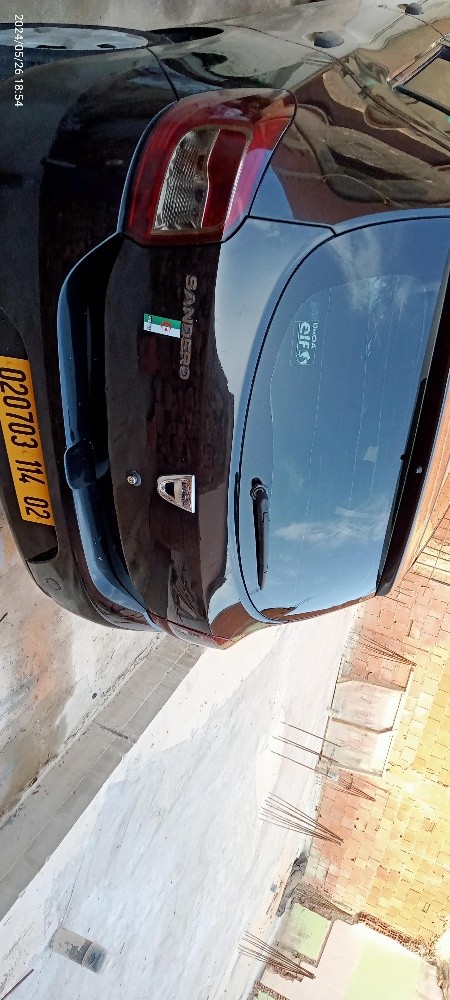 Dacia sandero - 1