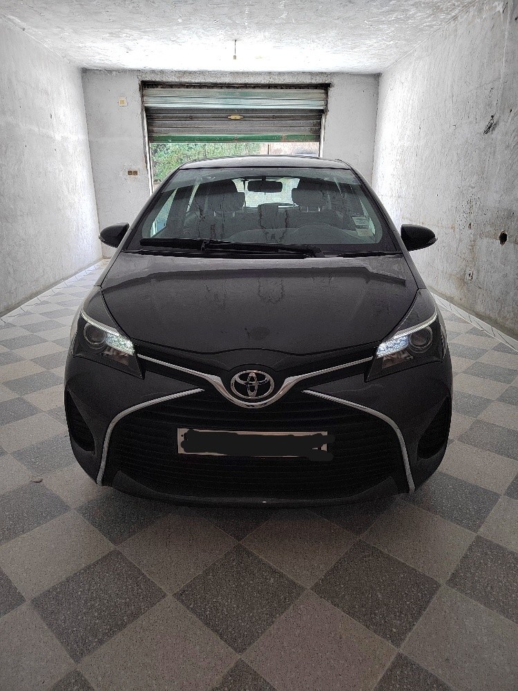 Toyota yaris - 1