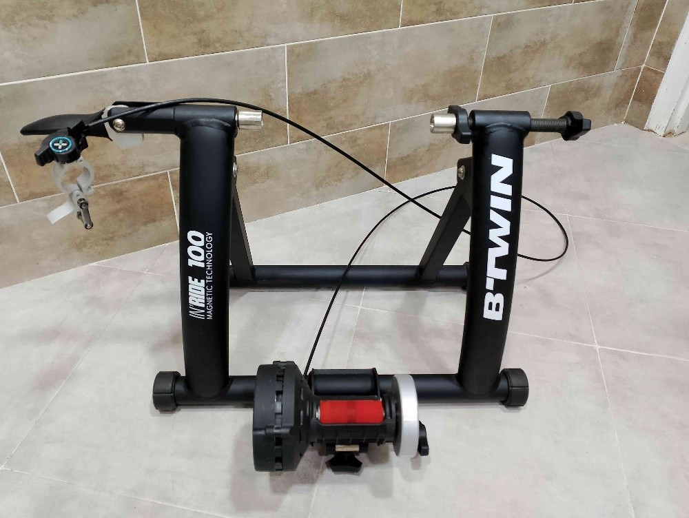 homme trainer vélo - 1