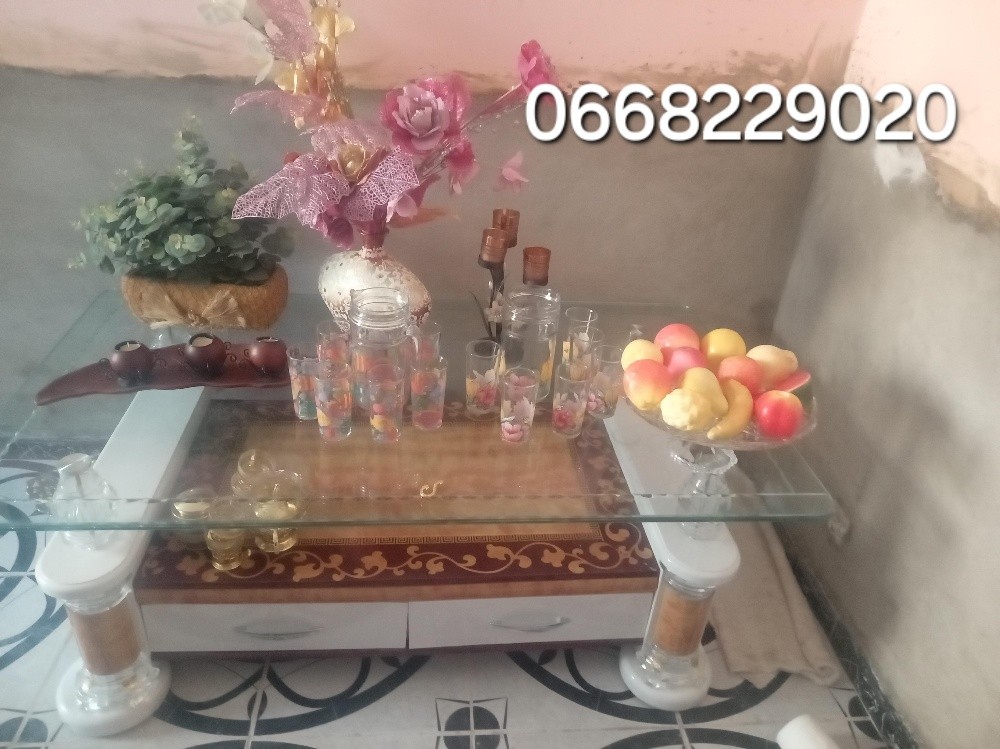 مجموعة متنوعة من الأواني المنزلية - 2