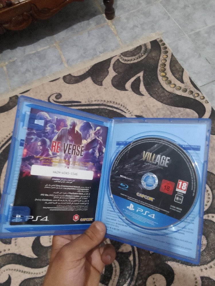 RESIDENT EVIL VILLAGE - 3