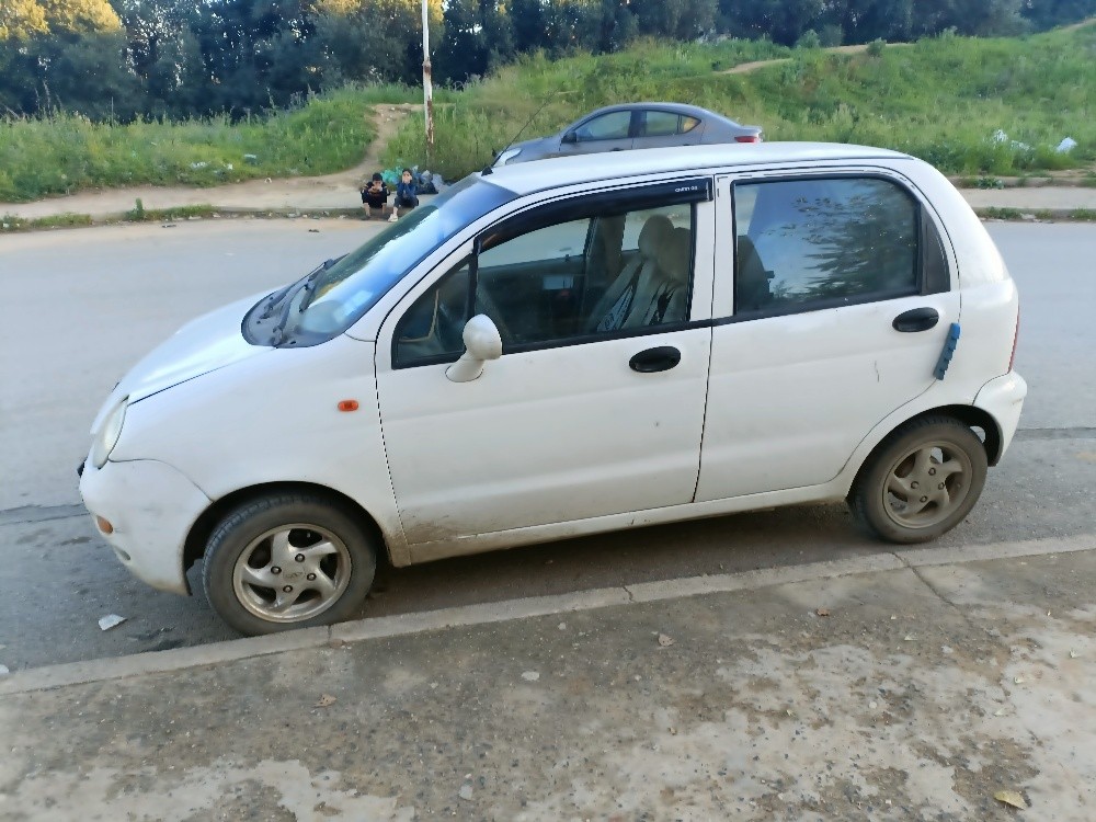 chery QQ 2012 - 1