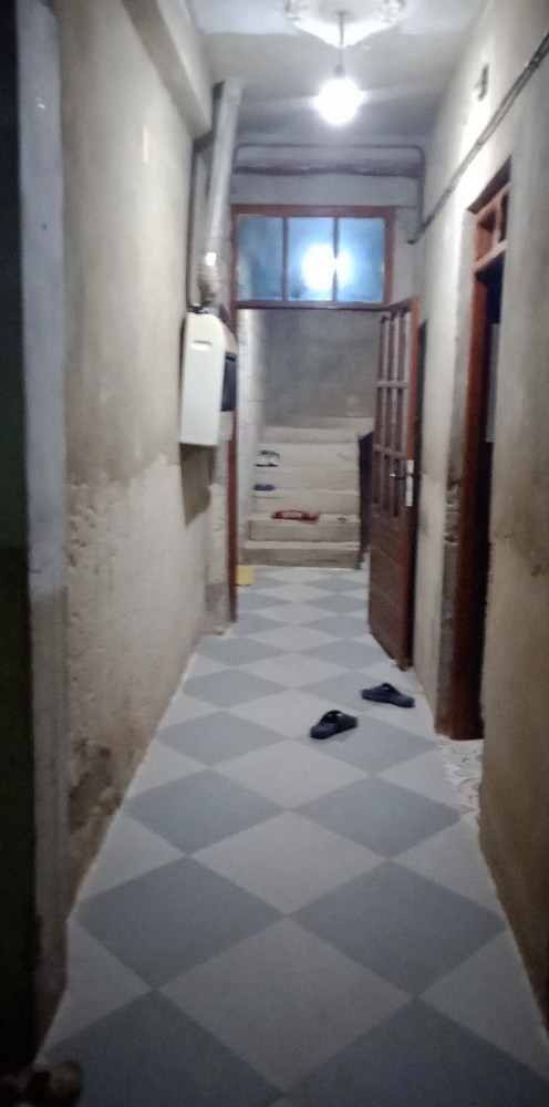 Appartement au rez-de-chaussée à - 2