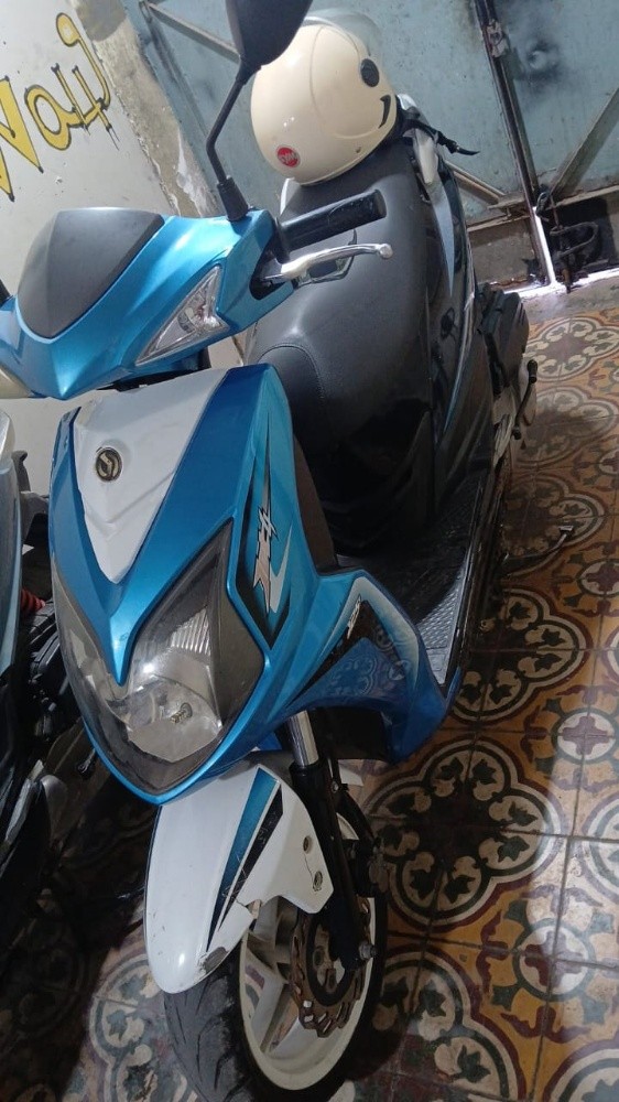Moto en vent - 1