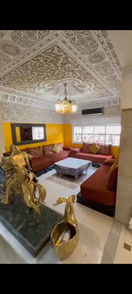 فيلا فاخرة للبيع في حيدرة - 11