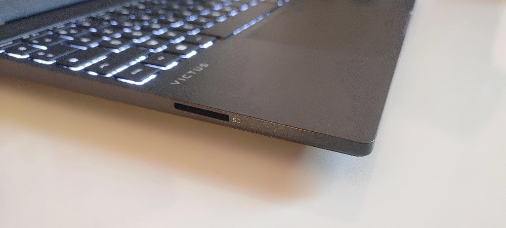 HP victus gaming laptop - 5