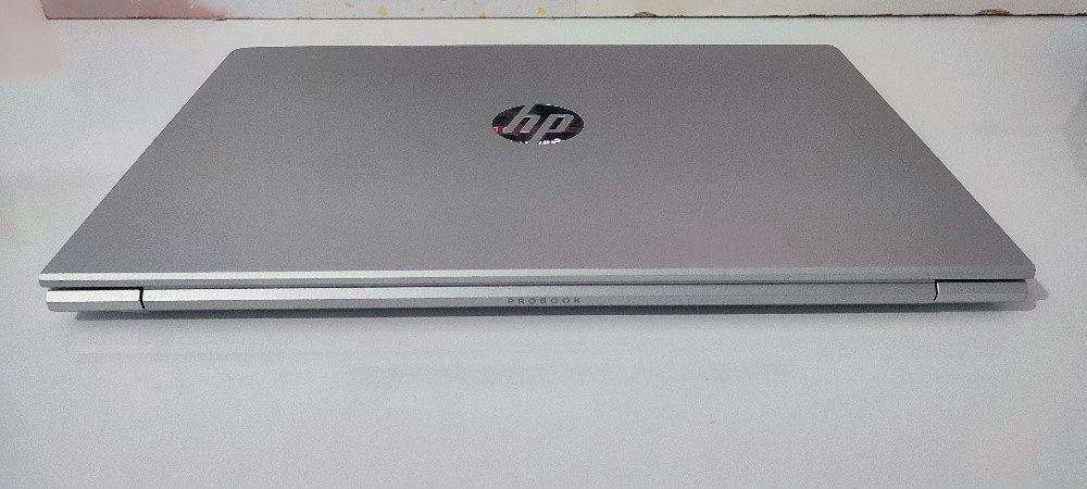hp 450 g8 - 11