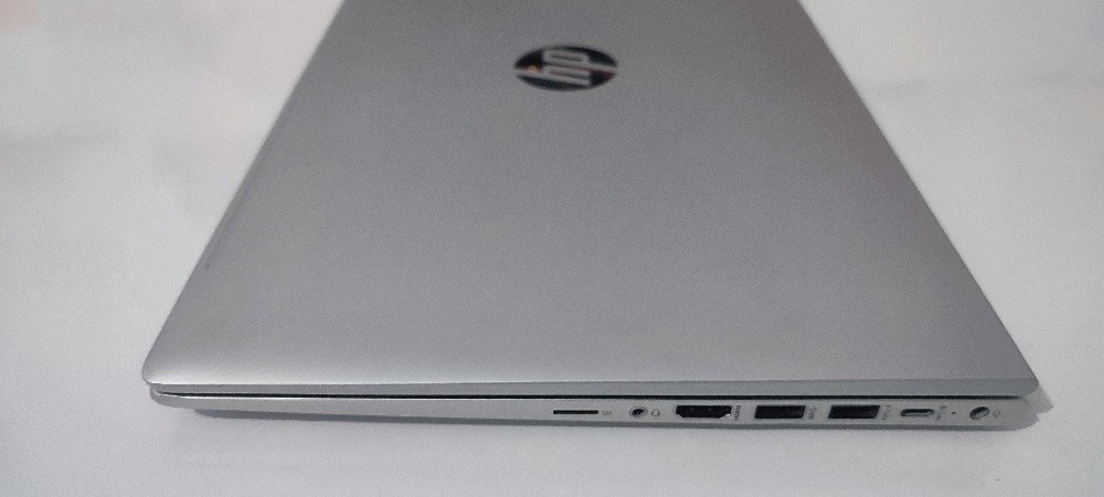 hp 450 g8 - 12