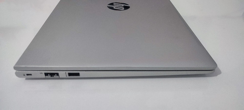 hp 450 g8 - 10