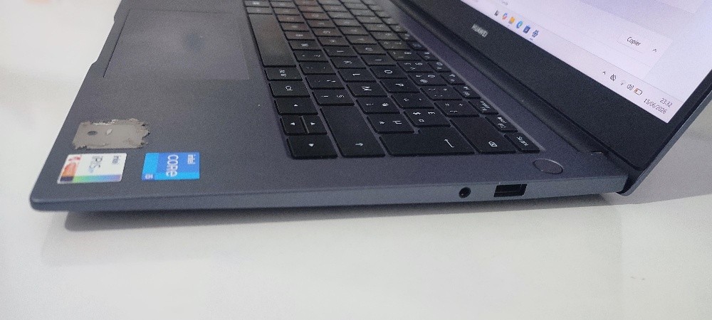 Huawei matebook 14 - 11