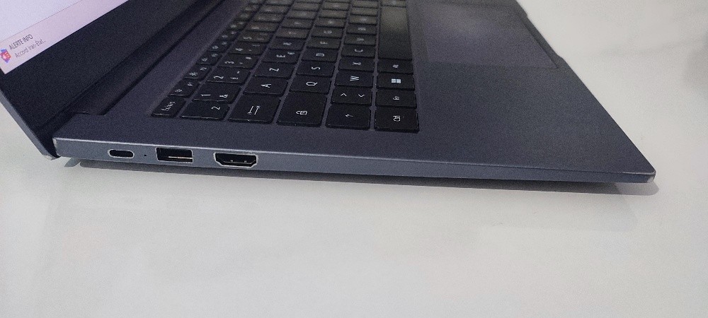 Huawei matebook 14 - 10