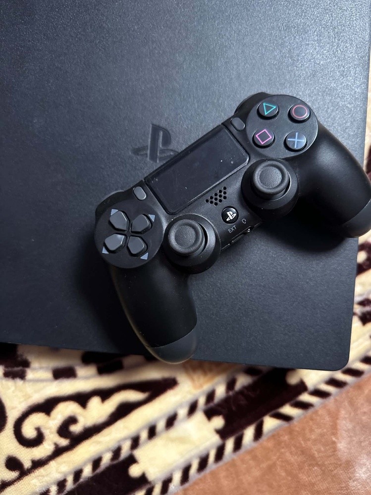 PS4 slime - 1