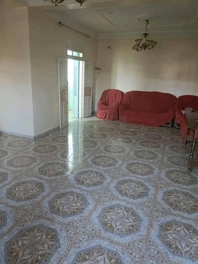 Villa avec grandes superficie - 3