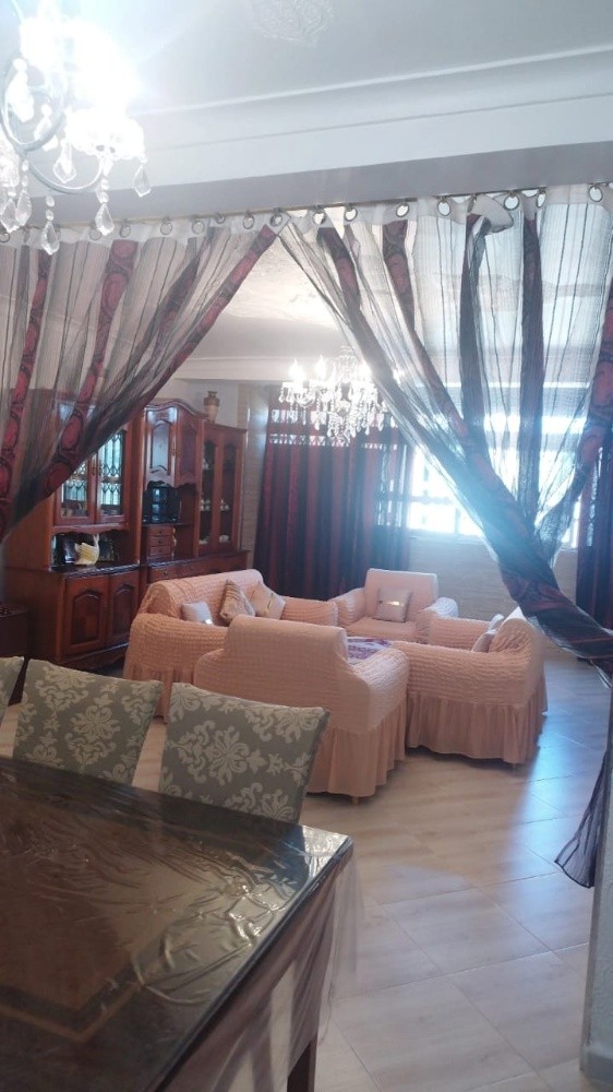 شقة سكنية من 5 غرف بوحديد عنابة - 4