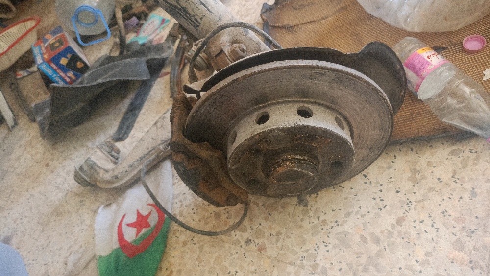 قطع غيار 190 - 7