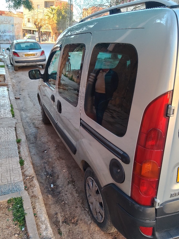 رينو كونغو - 4