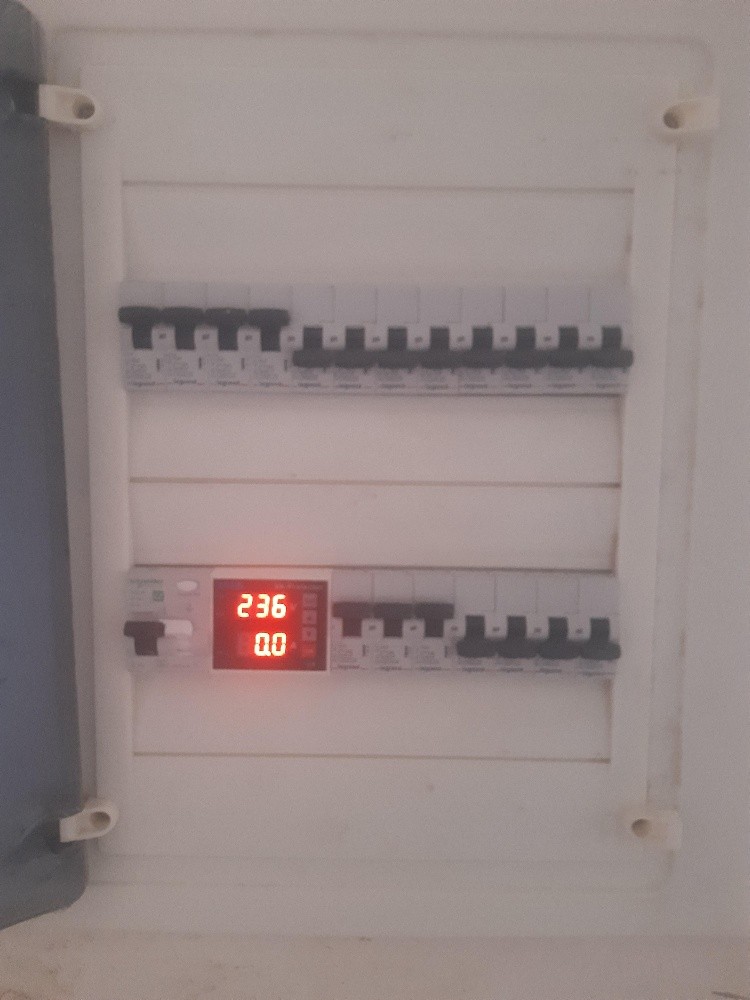 ÉLECTRICIEN BÂTIMENT É INDUSTRIEL - 6