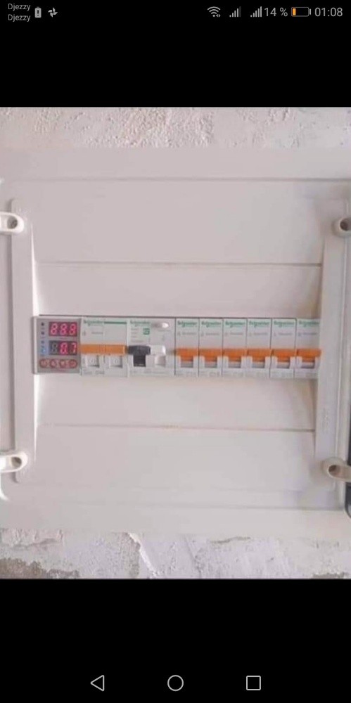 ÉLECTRICIEN BÂTIMENT É INDUSTRIEL - 9