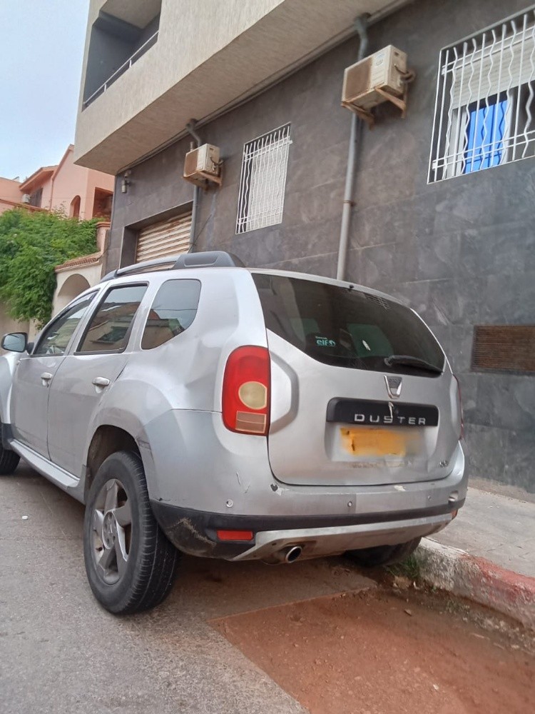 Duster 1.5 dCi 4/4 machi 165000k - 2