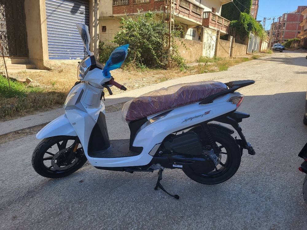 sym st 200cc - 2