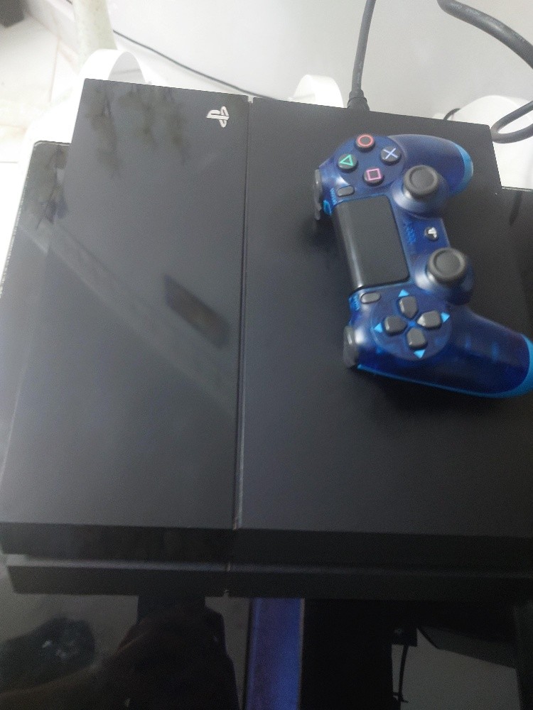 playstation 4 - 1