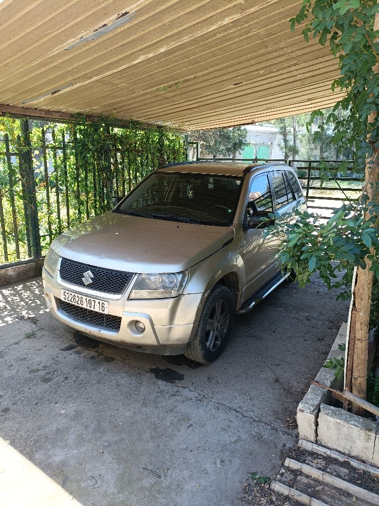 susuki grand vitarra . moteur 1.9 - 10