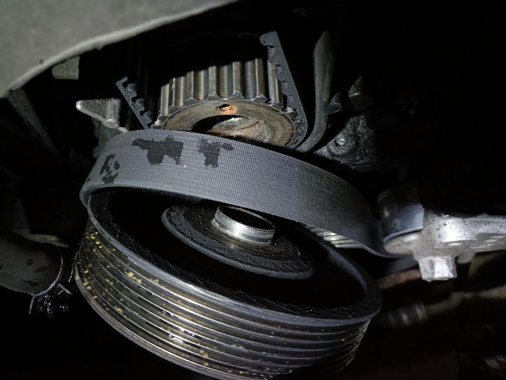 susuki grand vitarra . moteur 1.9 - 13