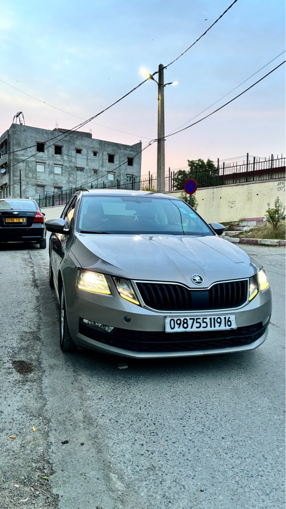 OCTAVIA  - 2